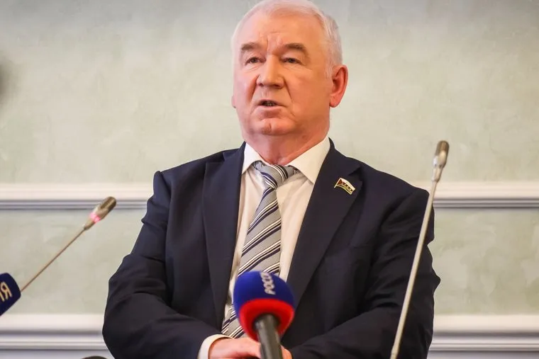 Пресс-конференция спикера тюменской областной думы Сергея Корепанова по итогам 2017 года. Тюмень, корепанов сергей