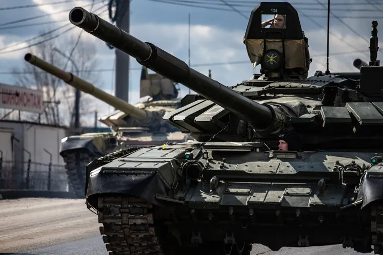 Первая тренировка механизированной колонны к параду Победы. Екатеринбург