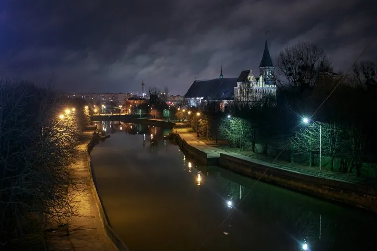 Улицы и окрестности Калининграда весной. Калининград