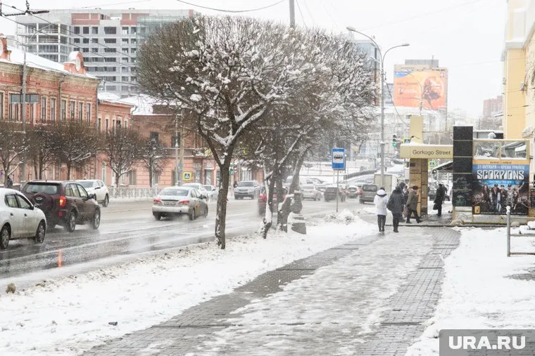 В Екатеринбурге снег непрерывно шел целые сутки