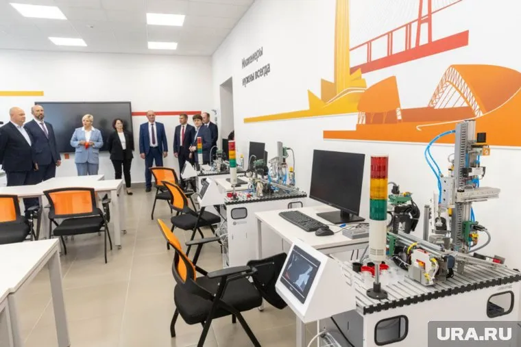 Суммарно восемь школ получили инженерные классы