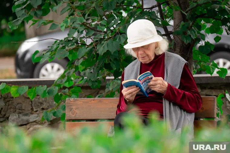 Часть российских пенсионеров может рассчитывать на выплату размером почти 440 тысяч рублей