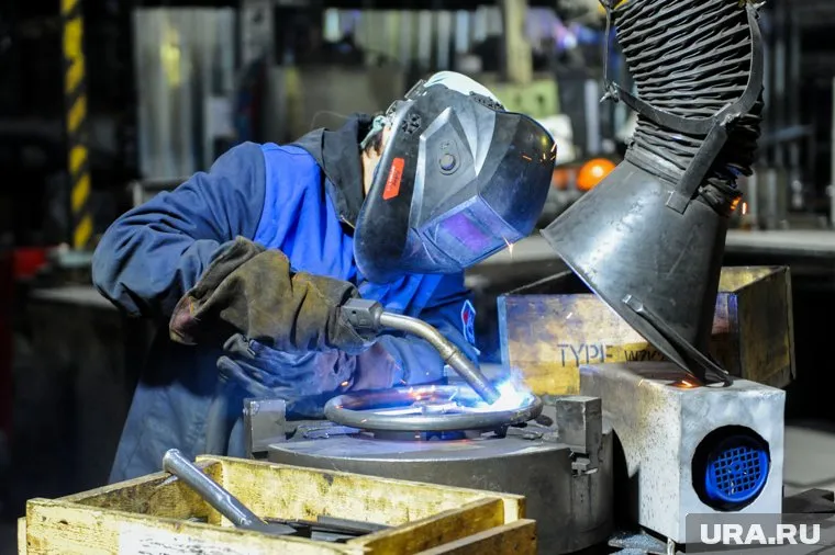 За производство станков челябинским рабочим стали платить больше на 85%