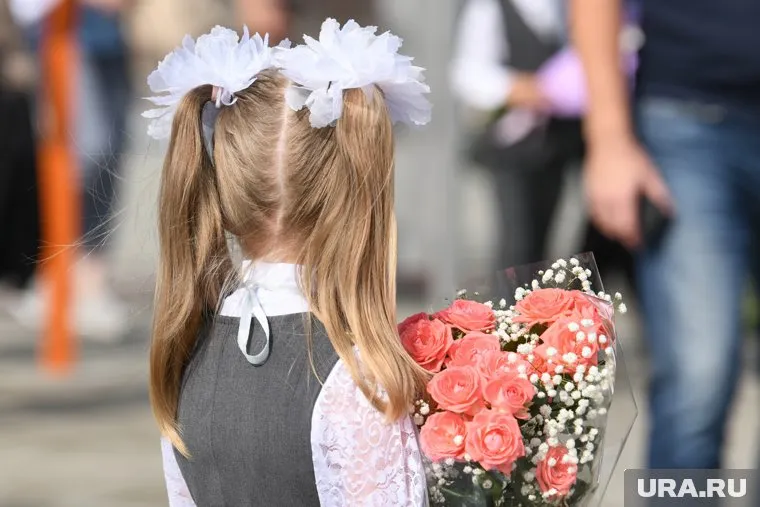 Челябинских школьников зовут отметить День знаний с 30 августа