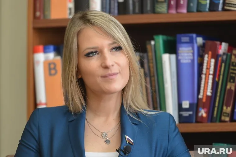 Яна Лантратова попросила Генпрокуратуру проверить полученную от религиозных сообществ информацию