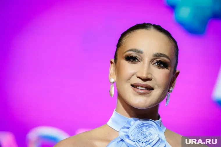 Ольга Бузова прилетела погостить в Челябинск