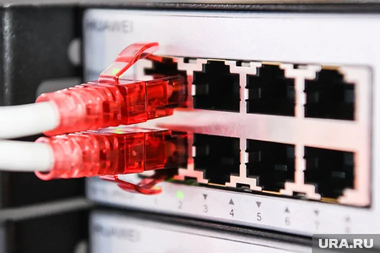 Интернета нет у жителей 166 деревень и сел