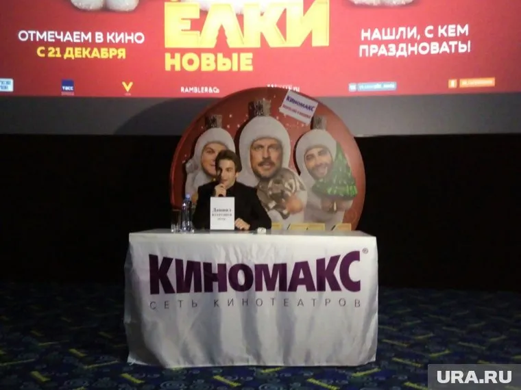 Вахрушев шутил на встрече с тюменцами