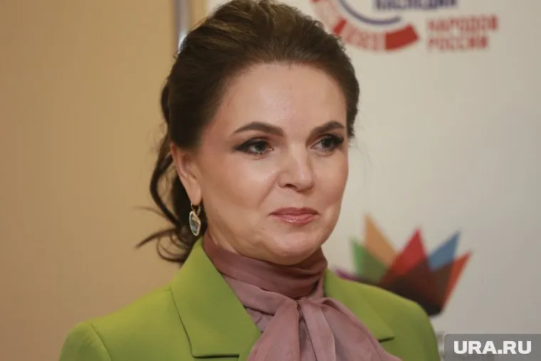 Елена Майер займет место самого близкого зама экс-губернатора ХМАО Натальи Комаровой 