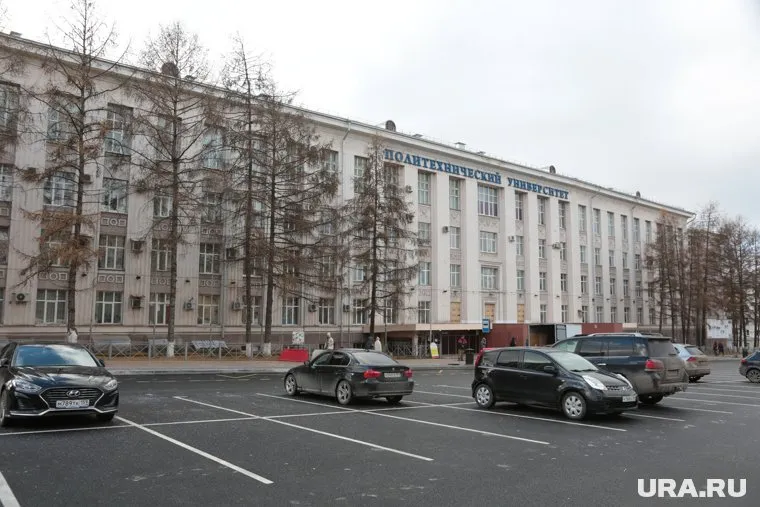 Непривитым студентам ПНИПУ осталось меньше месяца до возможного отчисления