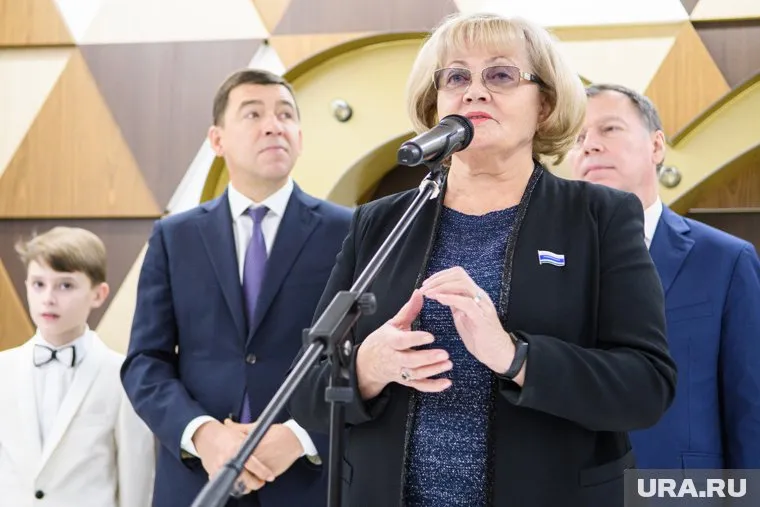 Людмила Бабушкина возглавляет свердловский парламент 12 лет. И намерена вновь занять кресло спикера