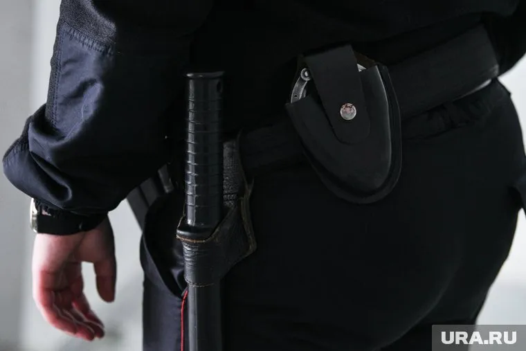 Полиция проводит проверку