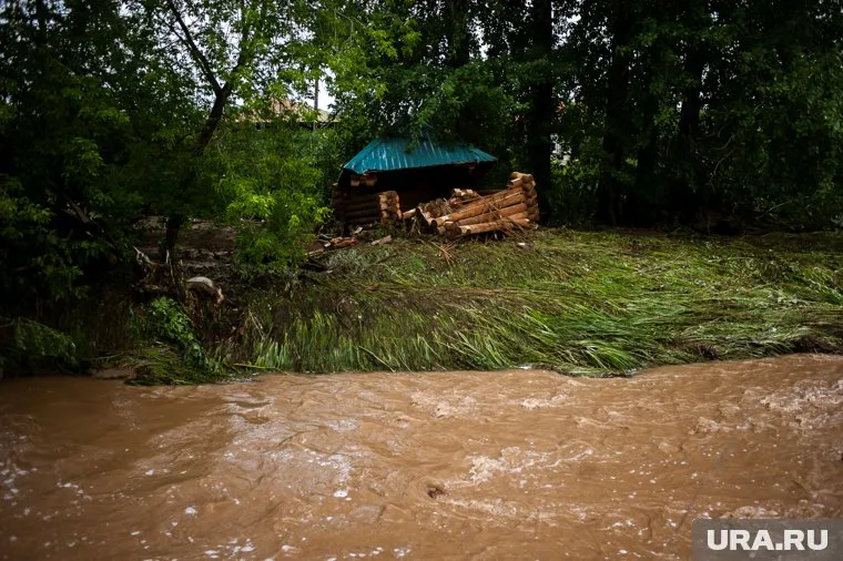 Горожан попросили кипятить воду перед употреблением