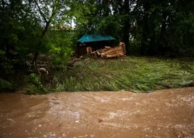 Свердловчан предупредили об опасности питьевой воды после потопа