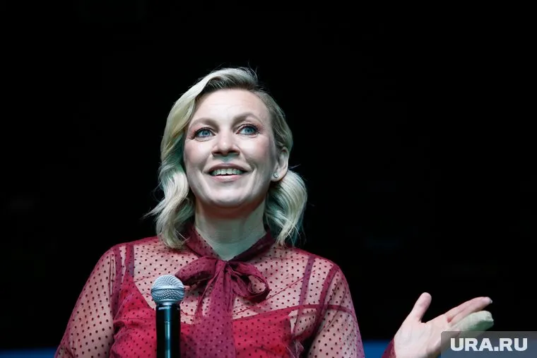 Мария Захарова написала в соцсетях комментарий в адрес Зеленского