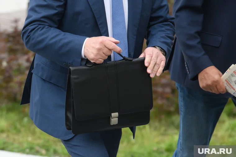 Помощника депутата ищут в Кургане