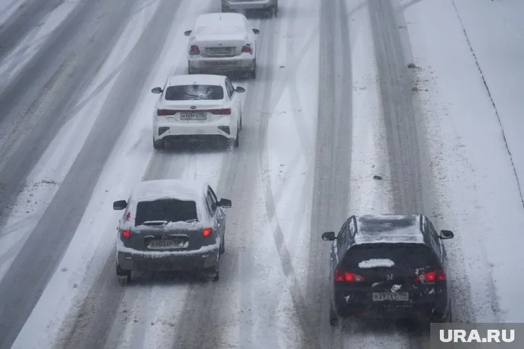 Регион заваливает снегом с вечера 3 мая