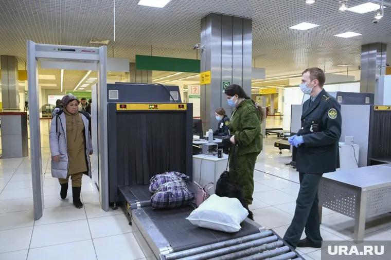 Граждане Узбекистана и Таджикистана хотели провезти в Сургут зараженную продукцию
