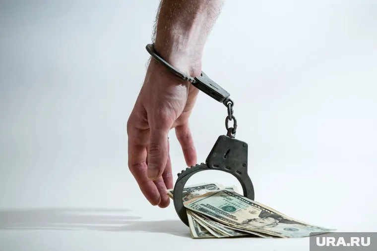 Черников получил от иностранца более одного миллиона рублей