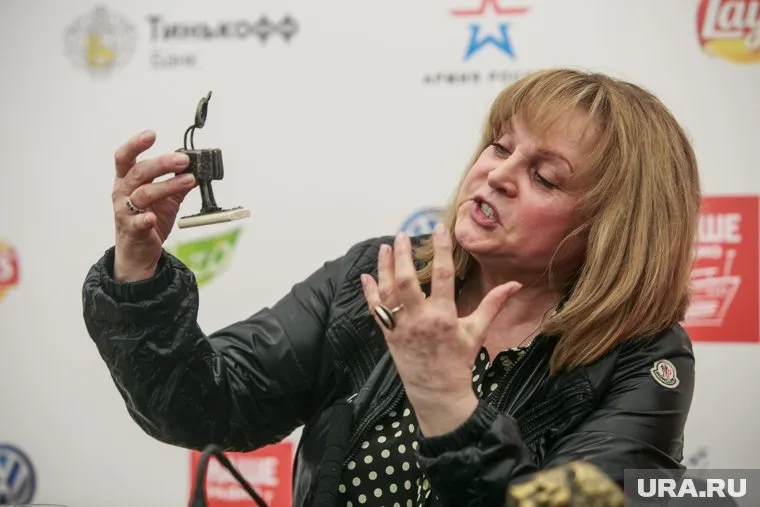 Элла Памфилова готовится выслушать недовольного пермяка