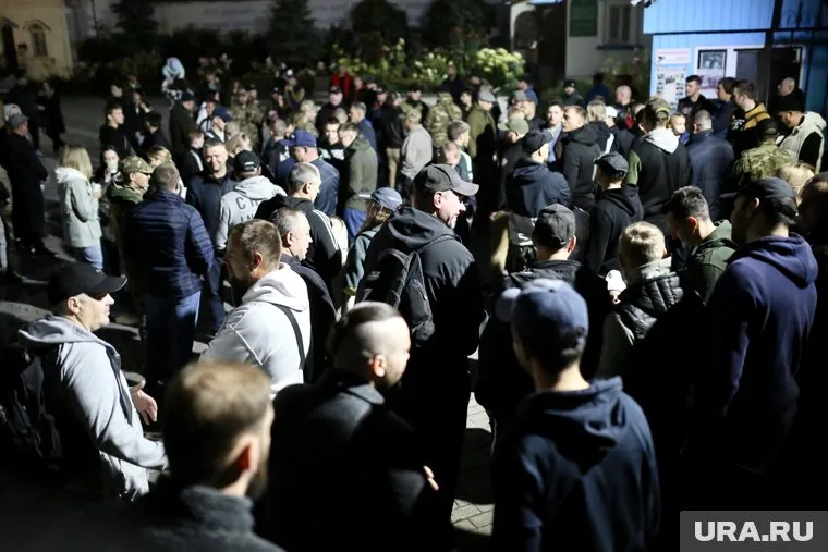 В Тюмени прошел несогласованный марш организации "Северный человек"