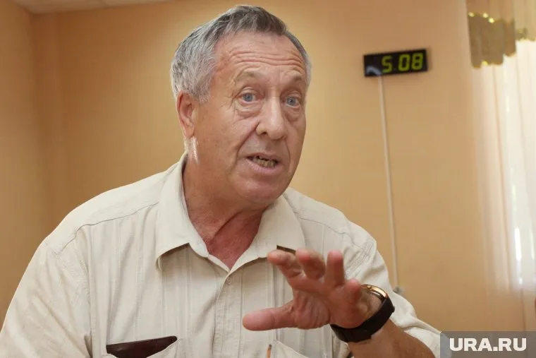 Михаил Котюсов ушел из политики в 2016 году