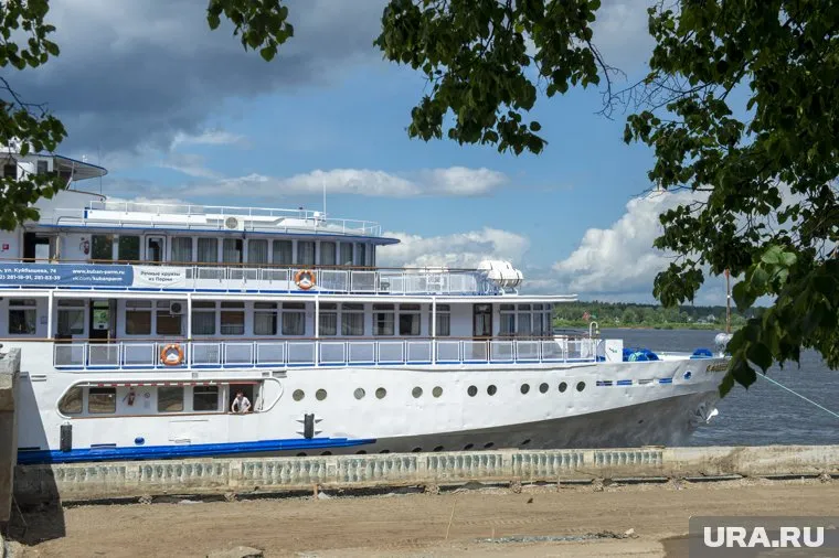 По словам пострадавшей, преступление произошло в каюте теплохода