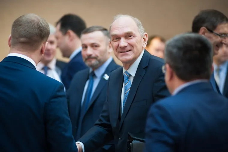 Отчет губернатора Свердловской области перед депутатами о работе правительства в 2016 году. Екатеринбург, воронин николай