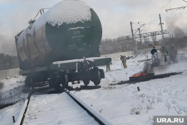 Взрывчатка была установлена на цистернах, сообщили в ФСБ (архивное фото)