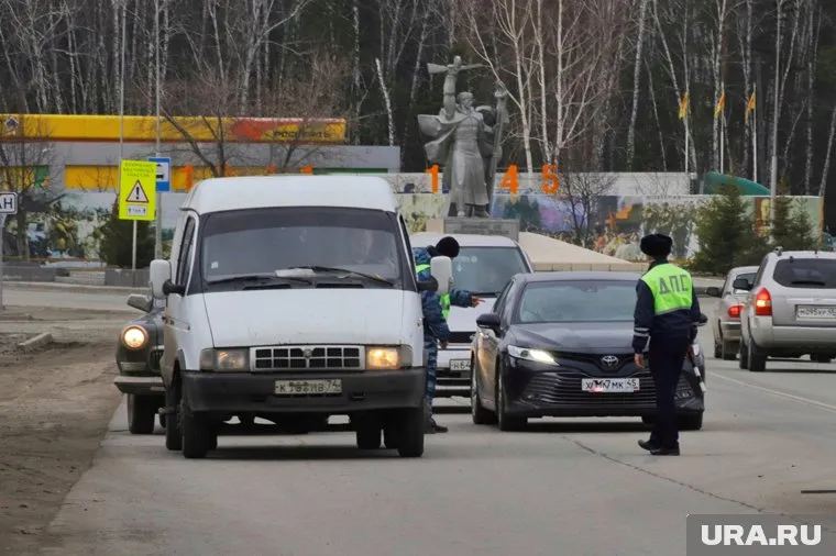 ГИБДД выставила на зауральских трассах круглосуточные посты