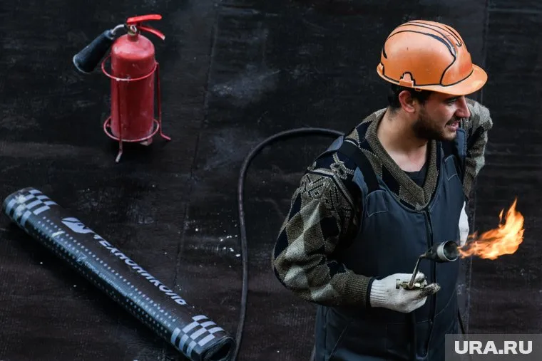 В ХМАО ищут строителей для работы в ДНР и ЛНР