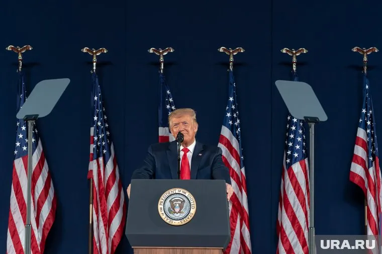 Трамп: ЕС согласился инвестировать в США дополнительные 600 млрд долларов