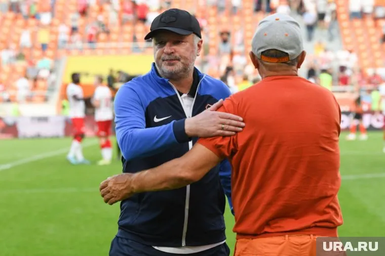 Игорь Шалимов был тренером «Урала» ровно год