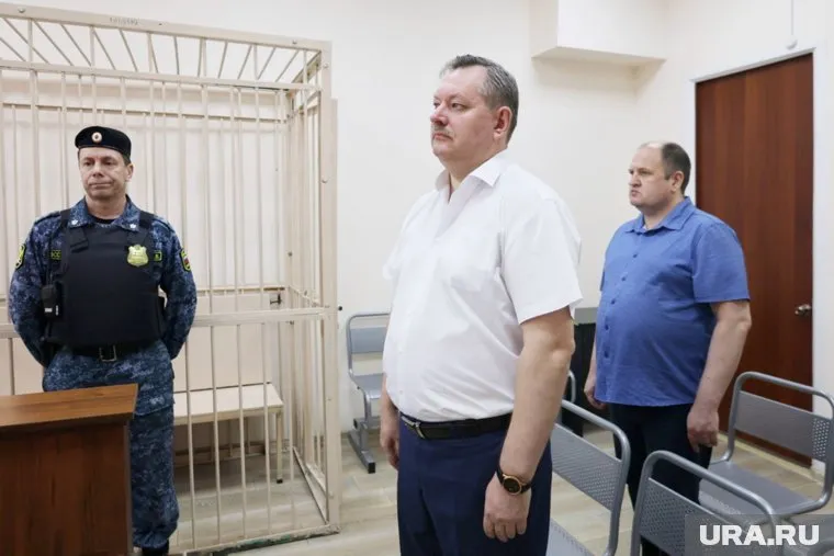 Экс-замглавы курганской полиции Андрея Шамина приговорили к 12 годам колонии за коррупцию