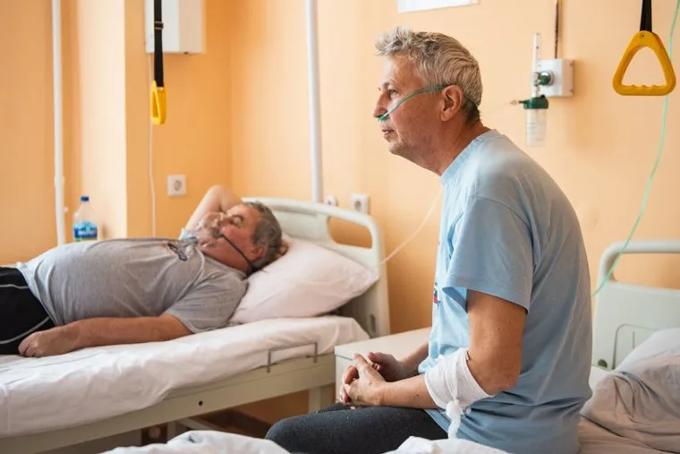 Свердловский областной клинический психоневрологический госпиталь для ветеранов войн, где оказывают помощь пациентам с коронавирусной инфекцией COVID-19. Екатеринбург