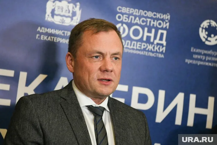 Пиличев заявил, что свердловские предприниматели экспортируют в Индию продукты, сидения и стройматериалы