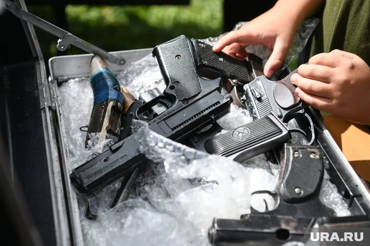 Изъятое оружие кустарным способом переделывалось в боевое