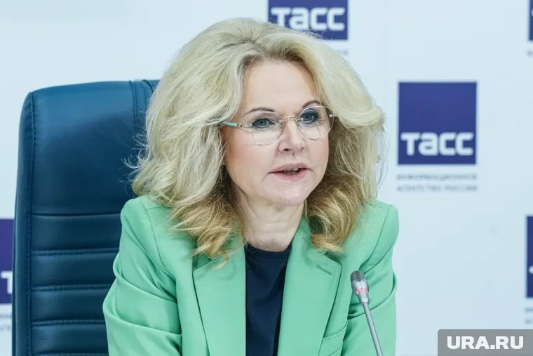 Голикова отметила, что среди россиян сохраняется ориентация на двух- и трехдетную семью