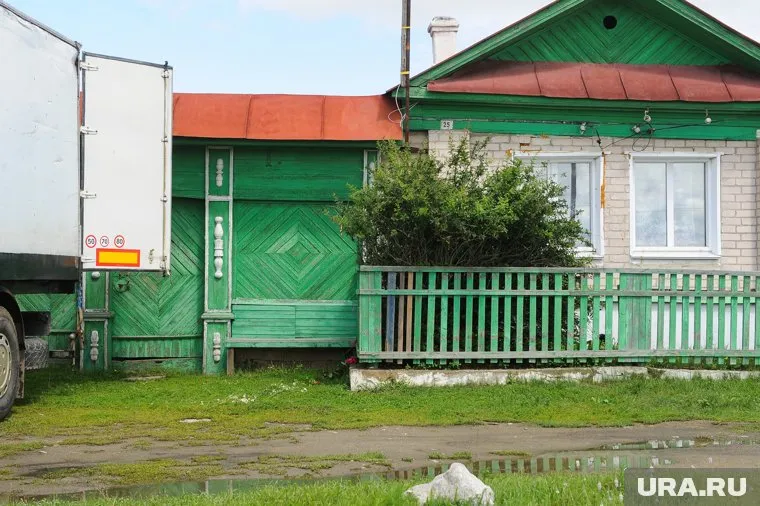 Дом в Каслях, где убили ребенка, пока пустует