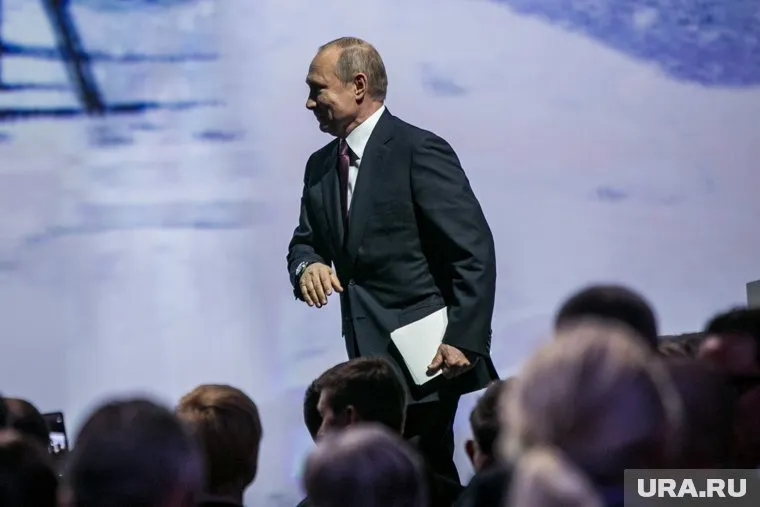 Владимир Путин недоволен тем, как на телеканалах РФ рассказывают об Украине