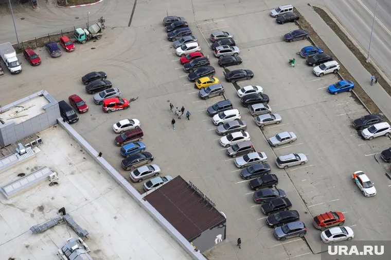 Обломки БПЛА упали на место парковки (архивное фото)