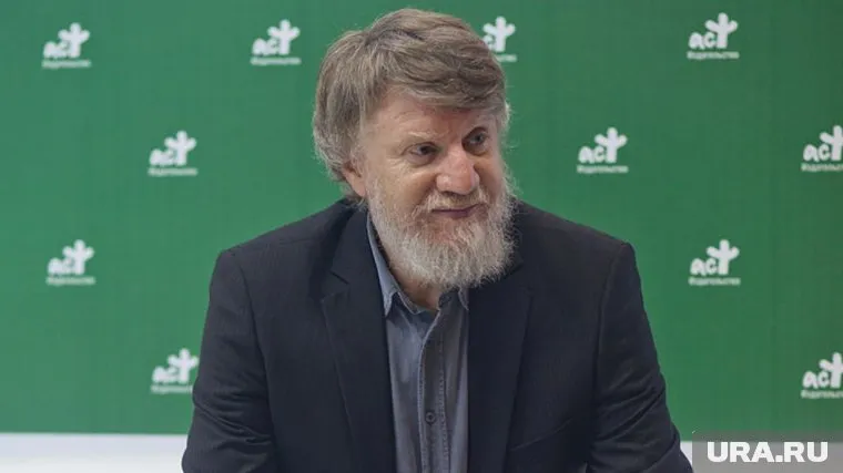 Владимиру Шарову было 66 лет