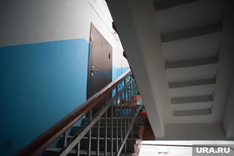 Тюменская семья опустилась в очереди на 431 пункт