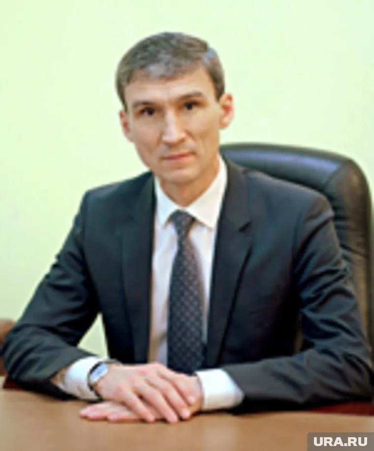 Альберт Султанов стал директором департамента транспорта и дорожного хозяйства