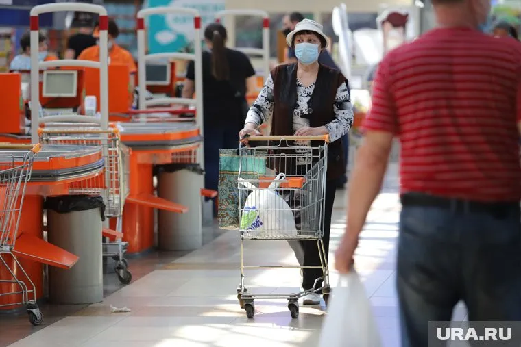 Годовой темп роста цен на продукты вырос до 7,4%