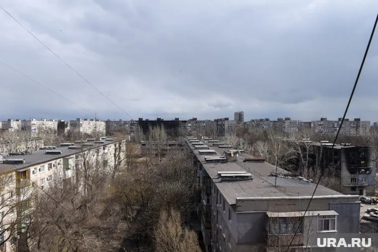 C близлежащей территории «Азовстали» в Мариуполе по гумкоридорам вышли 120 человек