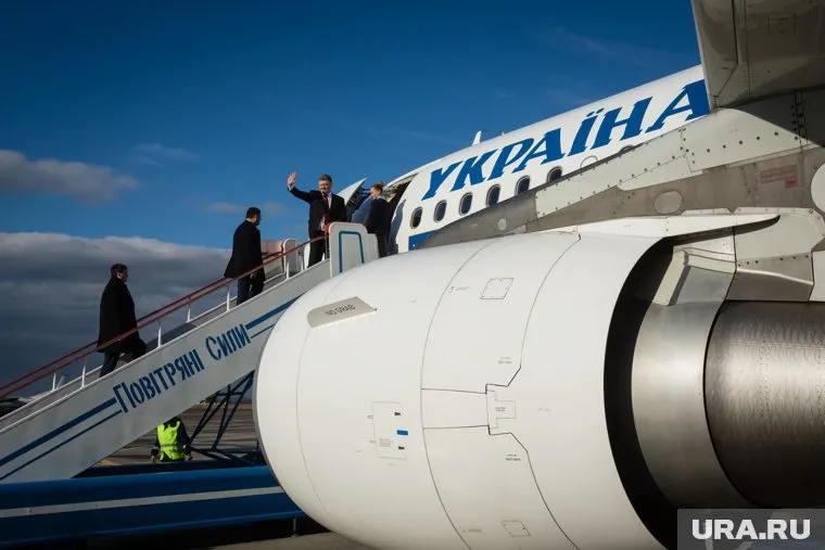 Украина эвакуирует своих граждан и иностранцев из КНР, на борту есть россиянин