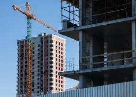 Екатеринбуржцев распустили по домам после диверсии у воинской части
