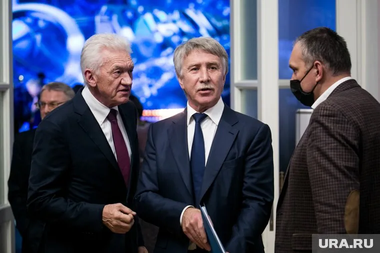 На фото слева направо — Геннадий Тимченко и Леонид Михельсон.