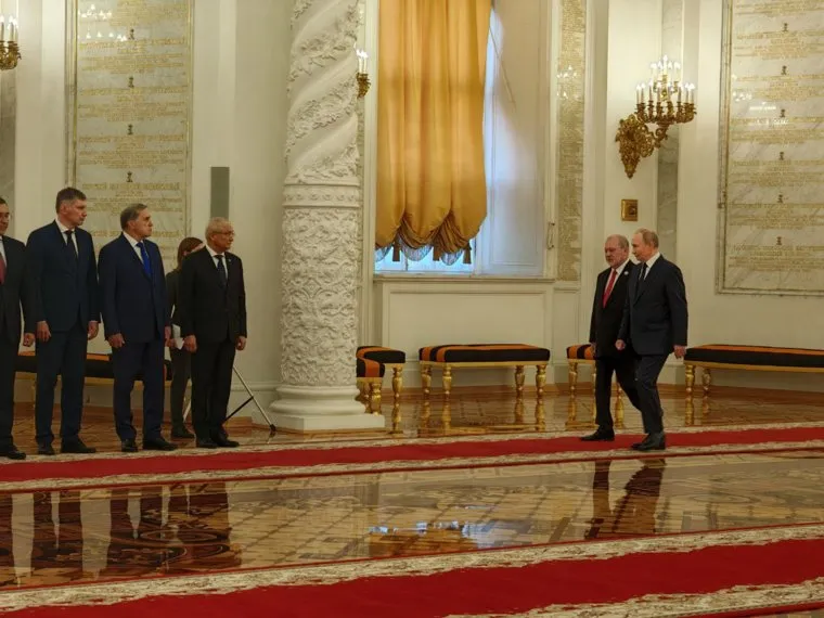 Путин встретился в Кремле со специальным представителем лидера США Уиткоффом